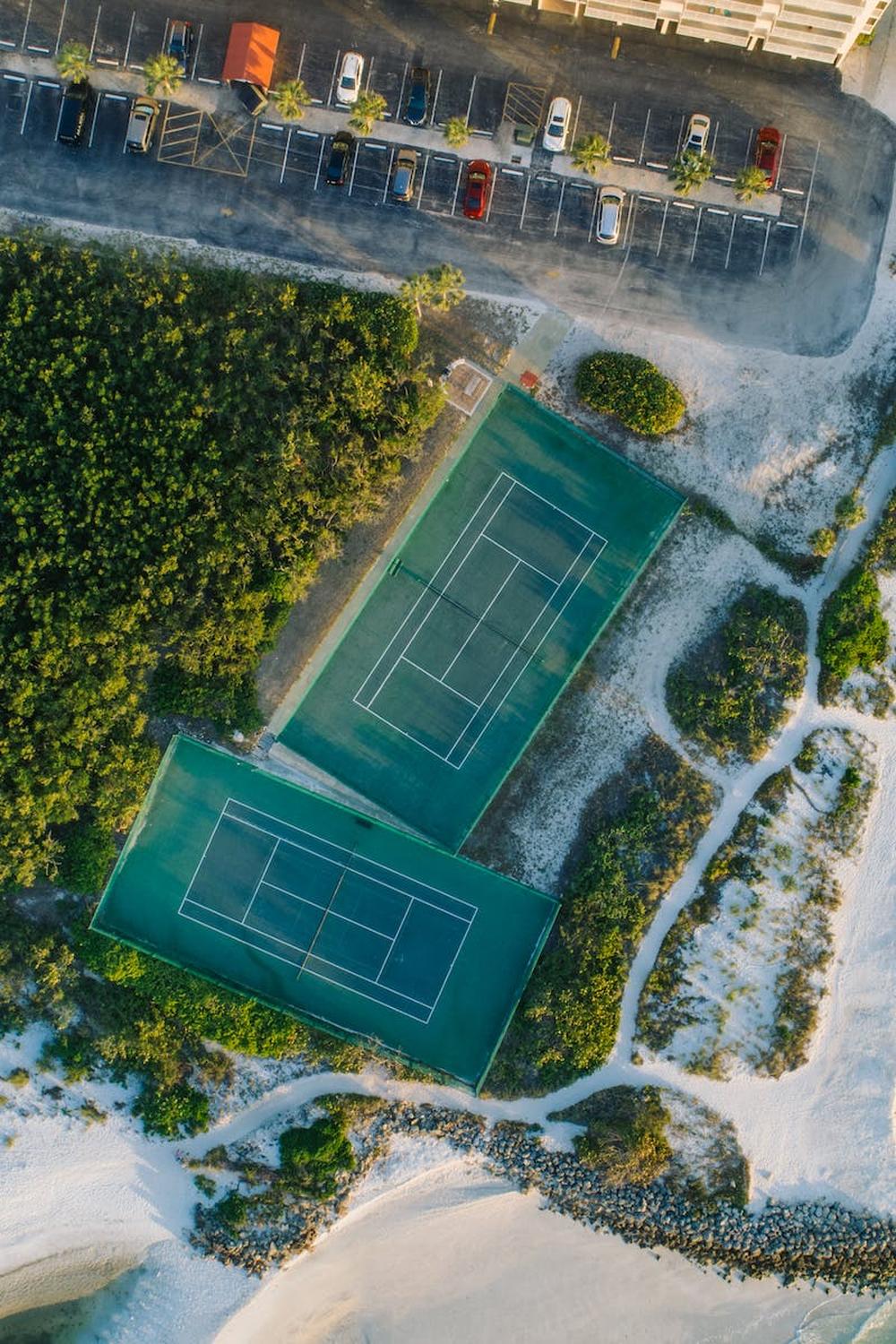 aerial_photo_of_tennis_courts